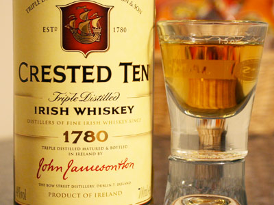 Irish Whiskey Crested Ten Label